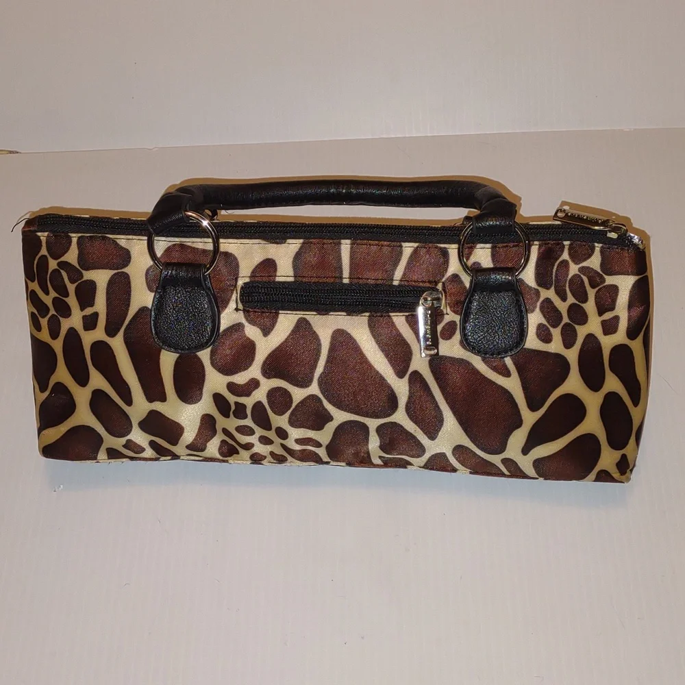 PRIMEWARE 🍷 Wine Clutch in Giraffe Print